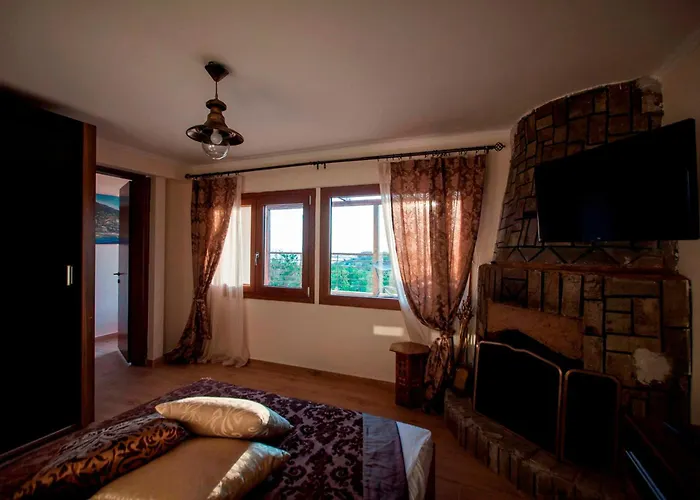 Royal With Sea View Villa *