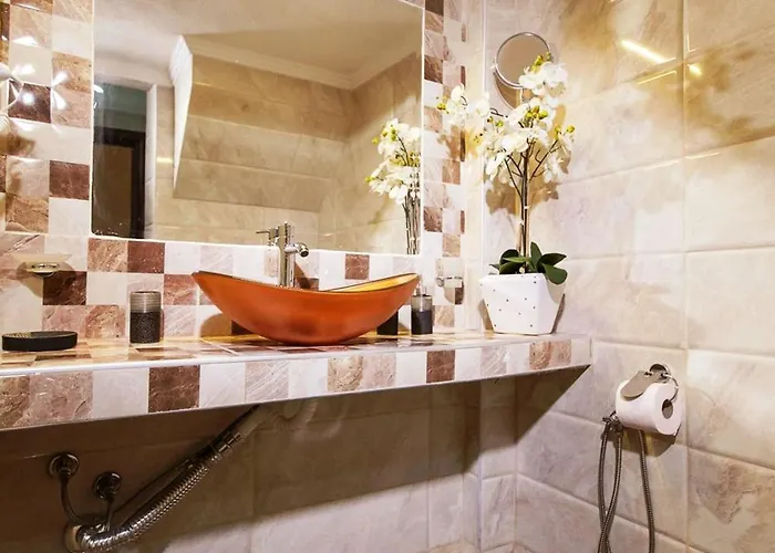 Royal With Sea View Villa *