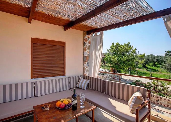 Royal With Sea View Villa *