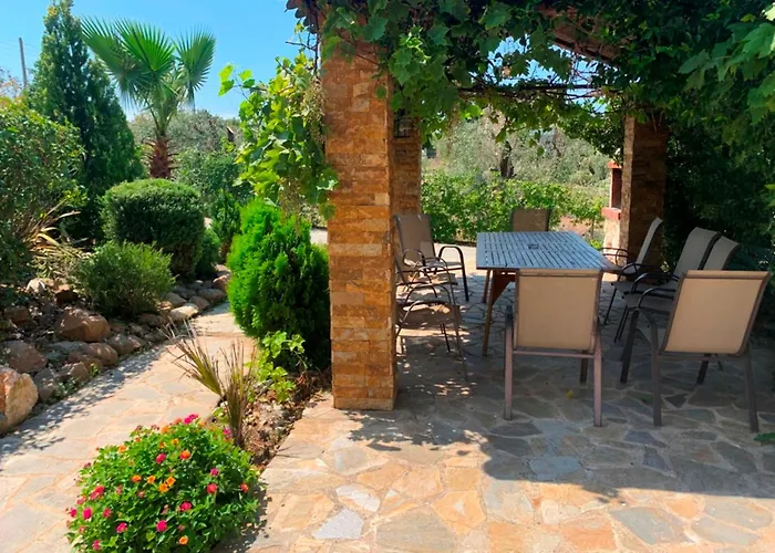 Royal With Sea View Villa Nea Moudania