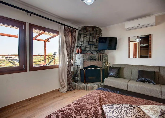 Royal With Sea View Villa *