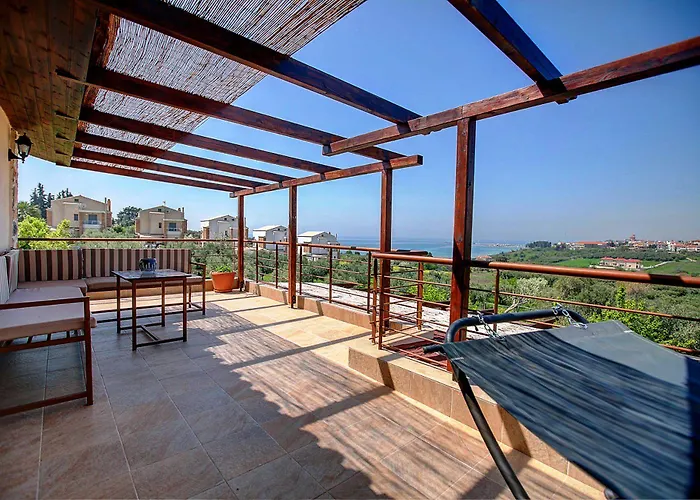 Royal With Sea View Villa Nea Moudania