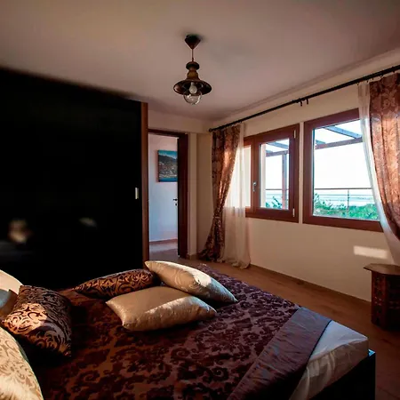 Royal With Sea View