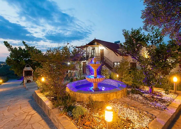 Royal With Sea View * 네아 모우다니아