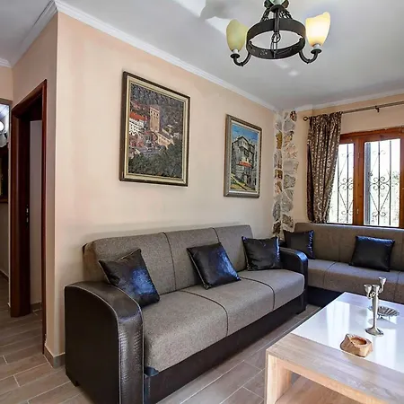 Royal With Sea View Villa Nea Moudania