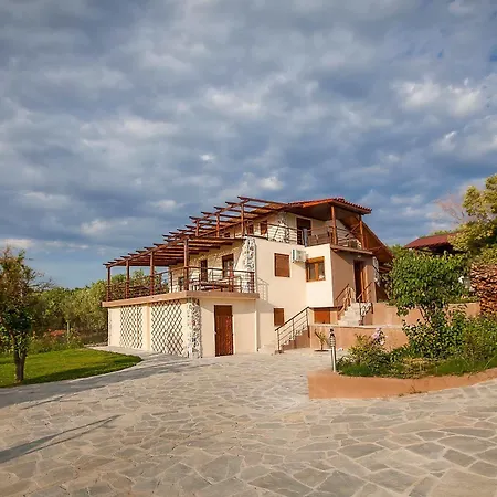 Royal With Sea View Villa Nea Moudania