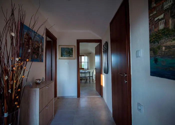 Villa Royal With Sea View Néa Mudaniá